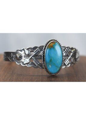 Vintage Navajo Sterling Silver Turquoise Cuff Bracelet W/ Arrows Design Signed J